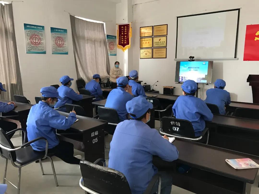 為企業(yè)、工廠等復工人員聚集地?開展疫情健康防護知識培訓