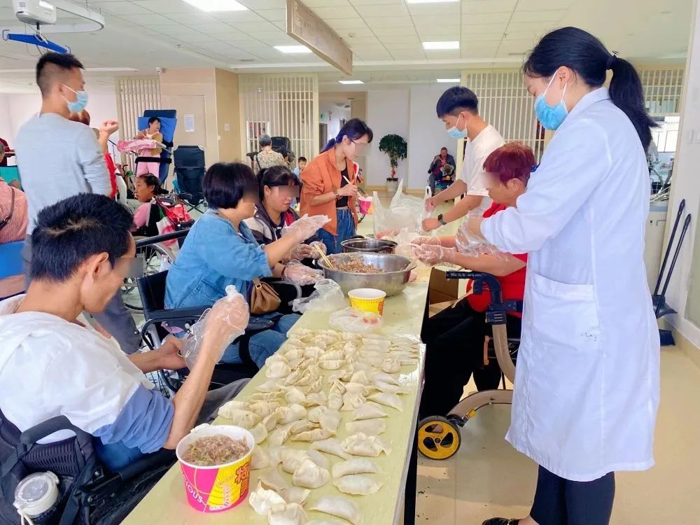【保山安利醫(yī)院】“濃濃餃子香，深深關(guān)愛情”保山市殘聯(lián)肢體殘疾患者社會融入活動